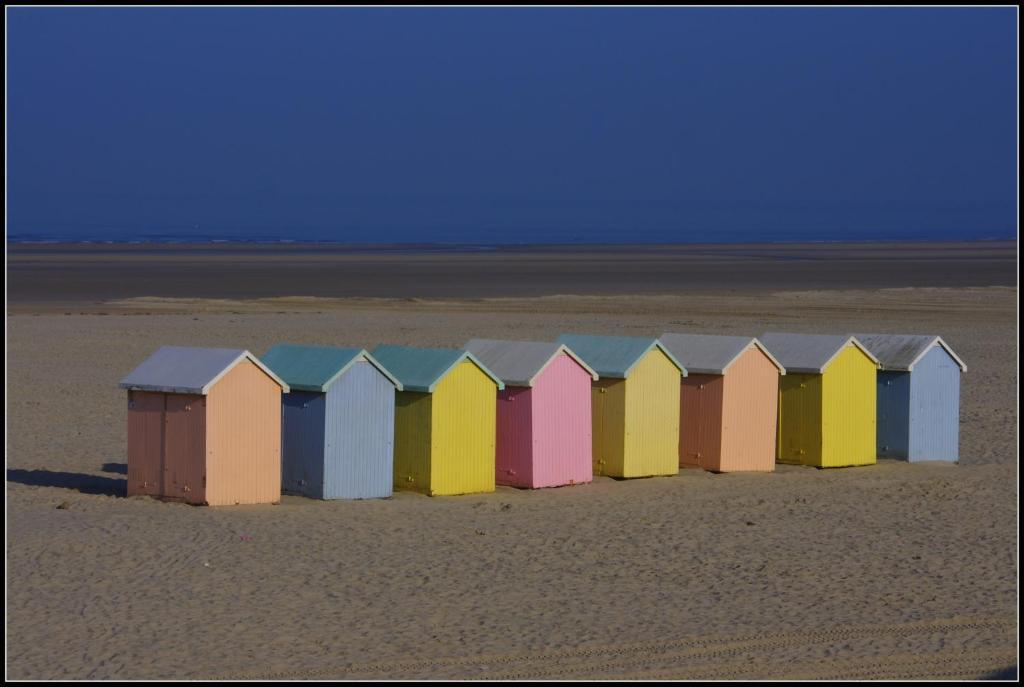 Logis Hotel & Restaurant "Au Gre Du Vent" Berck Exteriör bild